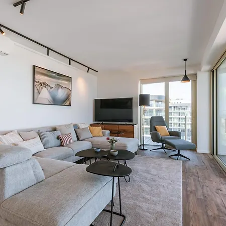 Huswell - Spacious With Huge Terrace With Sea View Apartment *