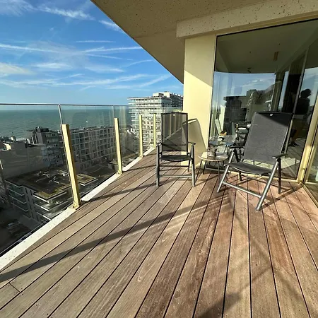 Huswell - Spacious With Huge Terrace With Sea View Apartment